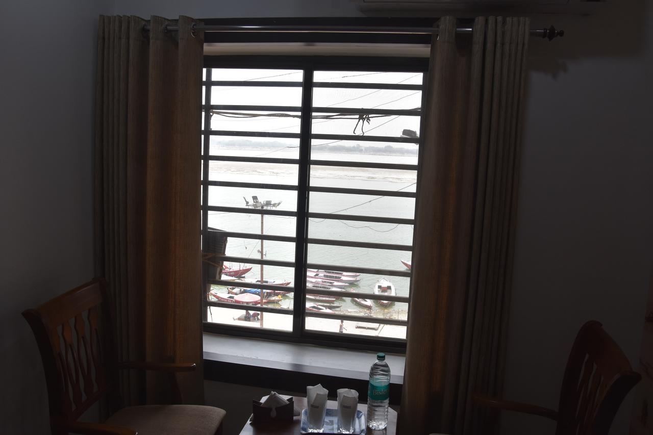 ורנאסי Alakhnanda Guest House מראה חיצוני תמונה